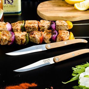 Laguiole Style de Vie Sada steakových nožů Innovation – rukojeť z dubového dřeva, vroubkovaná čepel, 6 ks