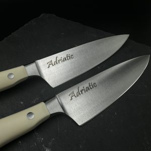 Gravírování laserem do kovu