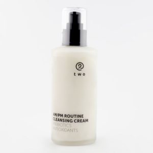 Prebiotické čisticí pleťové mléko Two Cosmetics 200ml