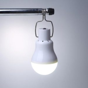 OXE ZS 1201 – Žárovka se solárním panelem