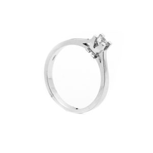 Zlatý zásnubní prsten CLYTIA