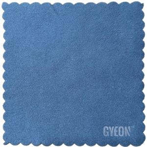 Aplikační mikrovláknová utěrka Gyeon Q2M Suede EVO (10 x 10 cm)