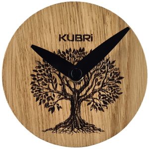 KUBRi 0013D – Strom života na miniaturních dubových hodinách