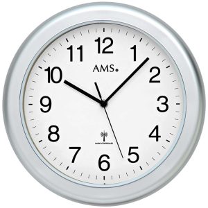 AMS 5956 – hodiny řízené signálem s výbornou čitelností