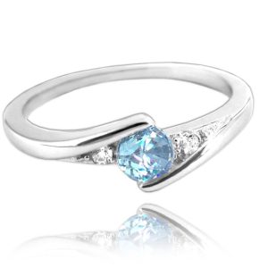 MINET Elegantní stříbrný prsten s modrým zirkonem vel. 49
