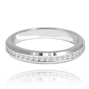 MINET+ Stříbrný snubní prsten s bílými zirkony vel. 57