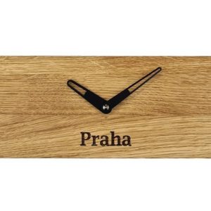 KUBRi 0115 – Dubové hodiny české výroby se 3 časovými zónami