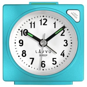 LAVVU Světle modrý budík SWEEP s plynulým chodem LAS3043