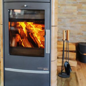 Kachlová kamna HAAS+SOHN ALYTUS černá/bílá kachle