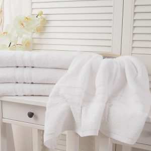 B.E.S. – Petrovice, s.r.o. Bavlněný froté ručník Classic – Bílý Rozměr: 30 x 50