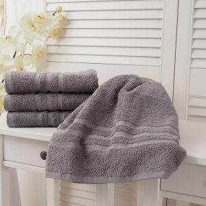 B.E.S. – Petrovice, s.r.o. Bavlněný froté ručník Classic – Stříbrný Rozměr: 50 x 100