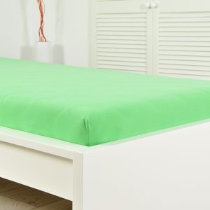 B.E.S. – Petrovice, s.r.o. Prostěradlo JERSEY dětské – Jarní zelená Rozměr: 60 x 120