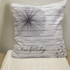 B.E.S. – Petrovice, s.r.o. Potah na polštářek z mikrovlákna 40×40 – vzor Centanera fialová