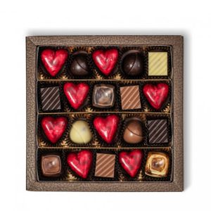 JANEK Májová krabička s pralinkami 20 ks