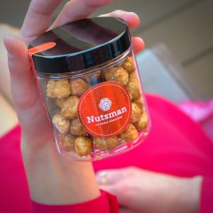 NUTSMAN Lískové ořechy v karamelu Množství: 125G