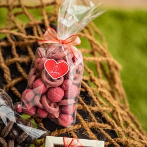 JANEK JANKŮV růžový jarní mix – maliny a preclíky v čokoládě 150 g