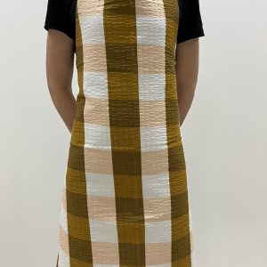 B.E.S. – Petrovice, s.r.o. Kuchyňská zástěra – vzor Hnědé káro v krepu