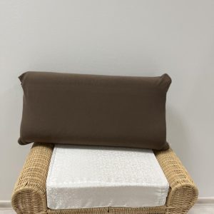 B.E.S. – Petrovice, s.r.o. Povlak Jersey na anatomický polštář, uzavírání na zip – tm. hnědá Rozměr: 30 x 50