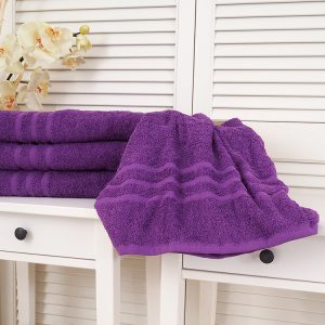 B.E.S. – Petrovice, s.r.o. Bavlněný froté ručník Classic – Fialový Rozměr: 30 x 50